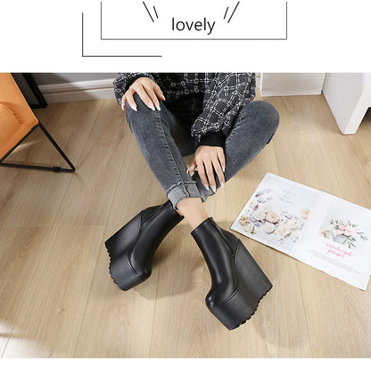 Botas de otoño e invierno nuevo muffin grueso con 16 cm de tacón súper alto gamuza discoteca botas cortas desnudas zapatos de mujer.Envío 0.00 $.