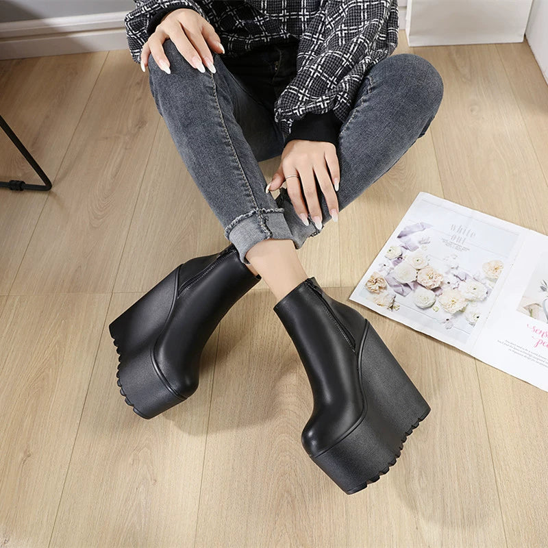 Botas de otoño e invierno nuevo muffin grueso con 16 cm de tacón súper alto gamuza discoteca botas cortas desnudas zapatos de mujer.Envío 0.00 $.