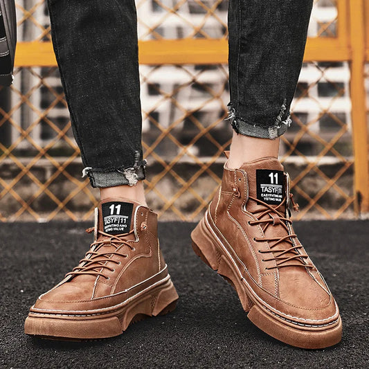 Botas para hombre, bota para estudiantes, calzado retro para deportes al aire libre, bota informal de tabla, bota de manga media, tendencia de moda, zapato de cuero, botas para hombre