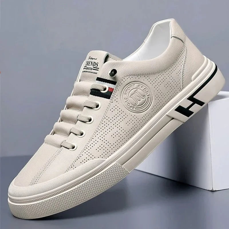 Zapatillas Blancas para Hombre | Sneakers Grabados Transpirables 2025 | Suela Gruesa y Cómoda para Estudiantes con Envío Gratis Todo el Año - FLIPISHOP.COM