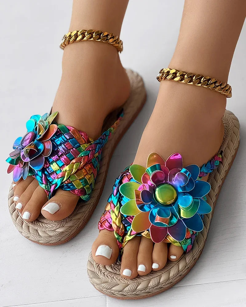 Sandalias casuales de moda para mujer, chanclas planas con estampado floral trenzado holográfico para vacaciones, para playa