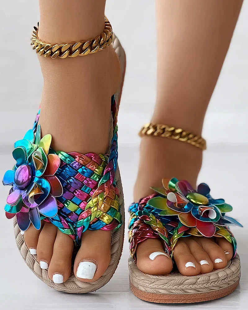 Sandalias casuales de moda para mujer, chanclas planas con estampado floral trenzado holográfico para vacaciones, para playa