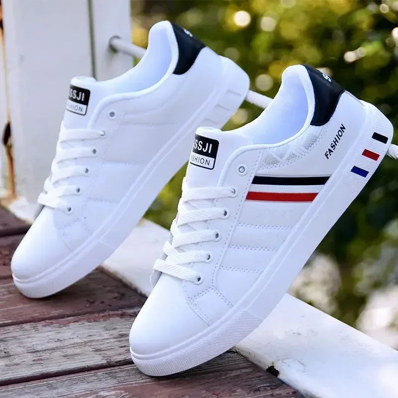 Zapatos Ligeros de Cuero Sintético | Zapatillas Deportivas Blancas para Hombre | Moda Versátil 2024 | Envío Gratis en **FLIPISHOP.COM**