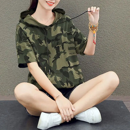 Camiseta con capucha para mujer, camiseta de algodón de manga corta con camuflaje, camisetas holgadas y finas de uniforme de camuflaje para estudiantes