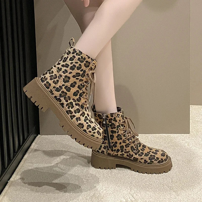 Botas de Invierno CHAXIAOA con Estampado de Leopardo | Puntera Redonda, Tacón Grueso y Cordones | Moda Versátil 2024 | Envío Gratis | **FLIPISHOP.COM**