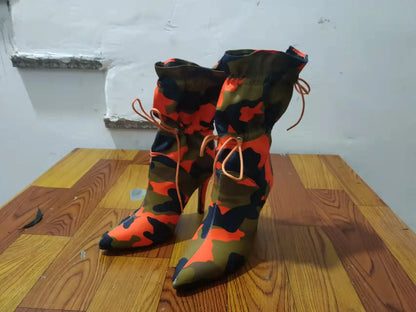 Botas de Mujer **FLIPI FULL 3D** Moda Versátil 2025 | Tacón Alto Camuflaje Tiro Medio, Tallas Grandes (43) | Envío Gratis **FLIPISHOP.COM**