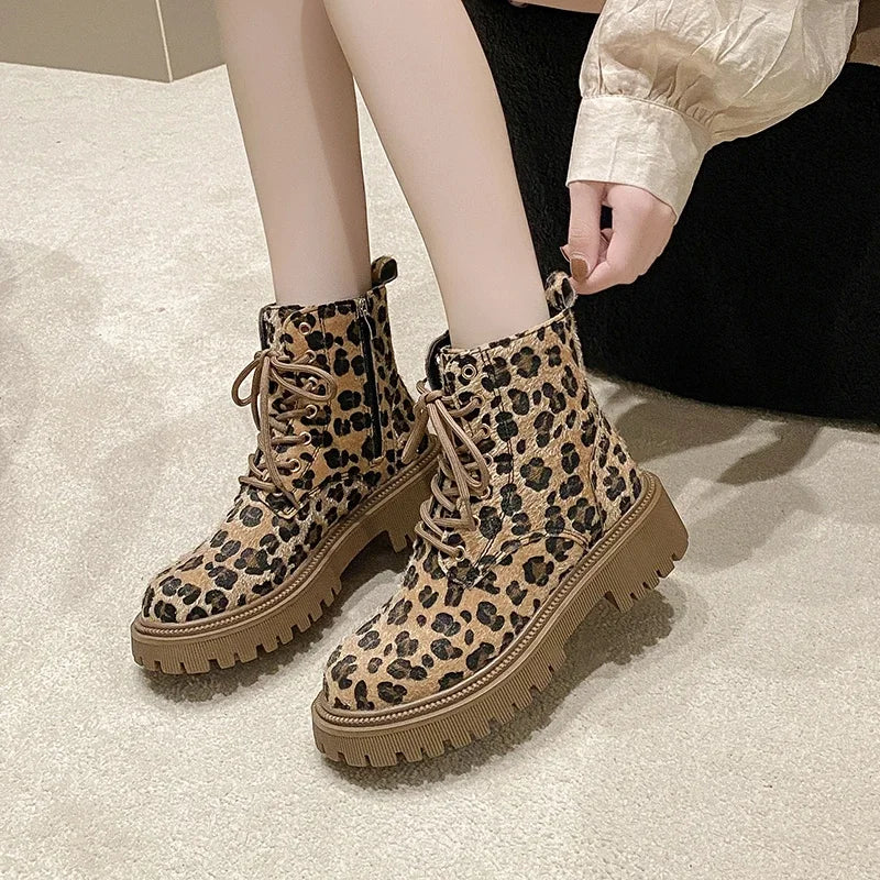 Botas de Invierno CHAXIAOA con Estampado de Leopardo | Puntera Redonda, Tacón Grueso y Cordones | Moda Versátil 2024 | Envío Gratis | **FLIPISHOP.COM**