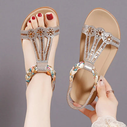 Sandalias de verano bohemias con diamantes de imitación, nuevas sandalias de playa con banda elástica de 2024 para mujer, sandalias planas de punta abierta y cómodas