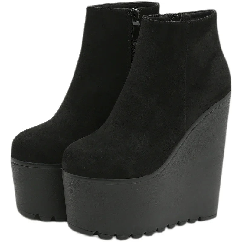 Botas de otoño e invierno nuevo muffin grueso con 16 cm de tacón súper alto gamuza discoteca botas cortas desnudas zapatos de mujer.Envío 0.00 $.