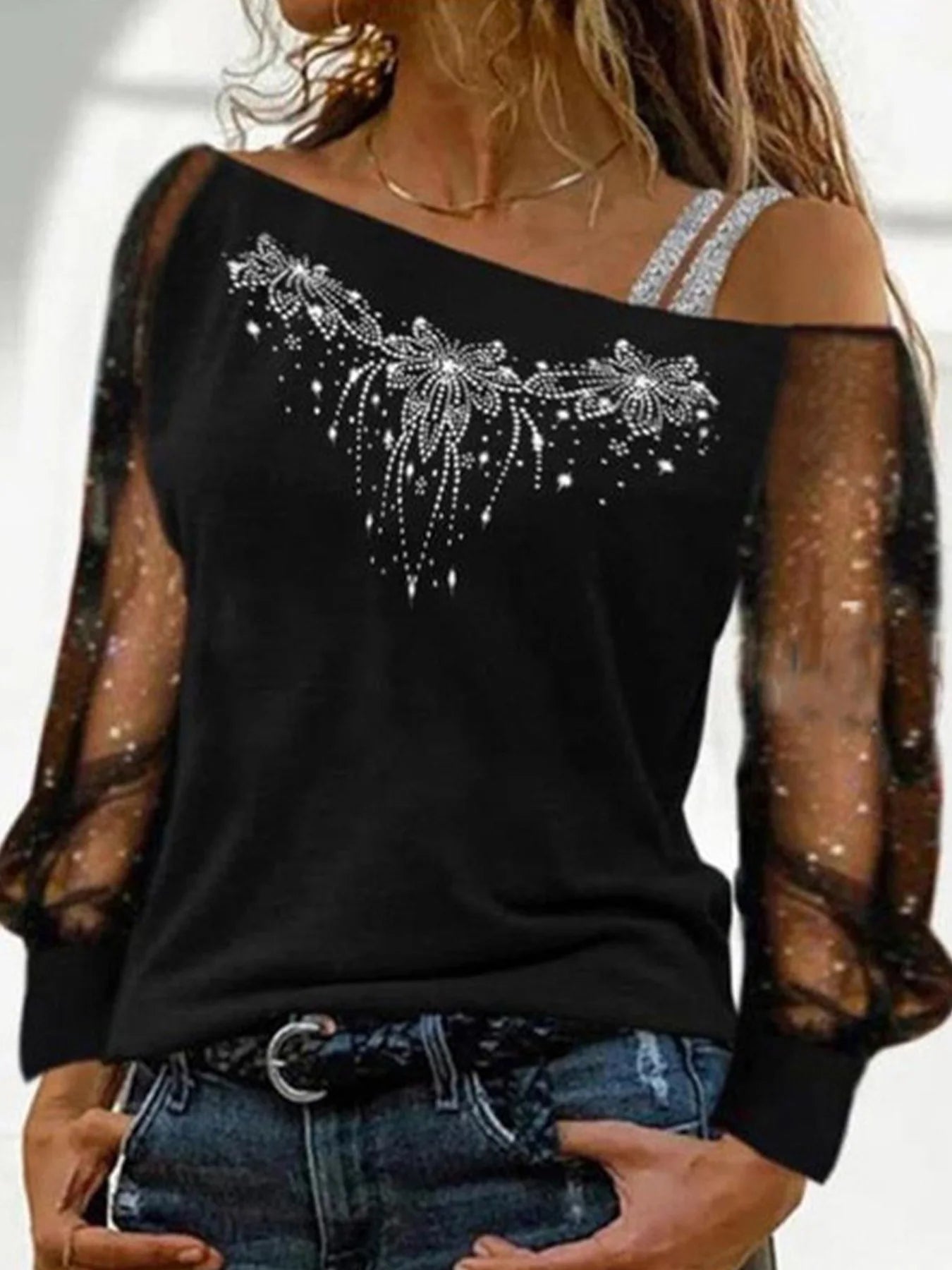 Camiseta informal de cuello torcido con un solo hombro para mujer, blusa de manga larga brillante con perspectiva y calaveras, jersey de calle de color liso